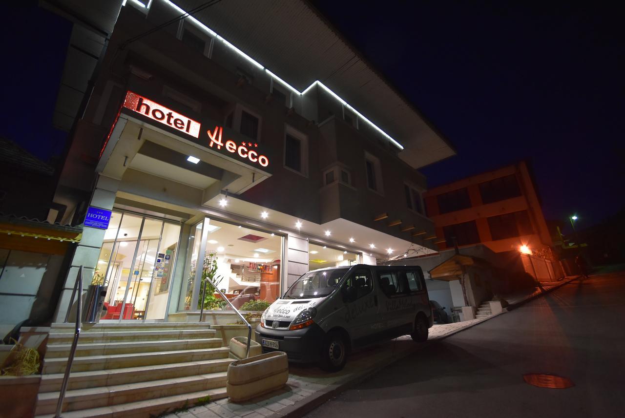 Hotel Hecco SJJ Exteriér fotografie